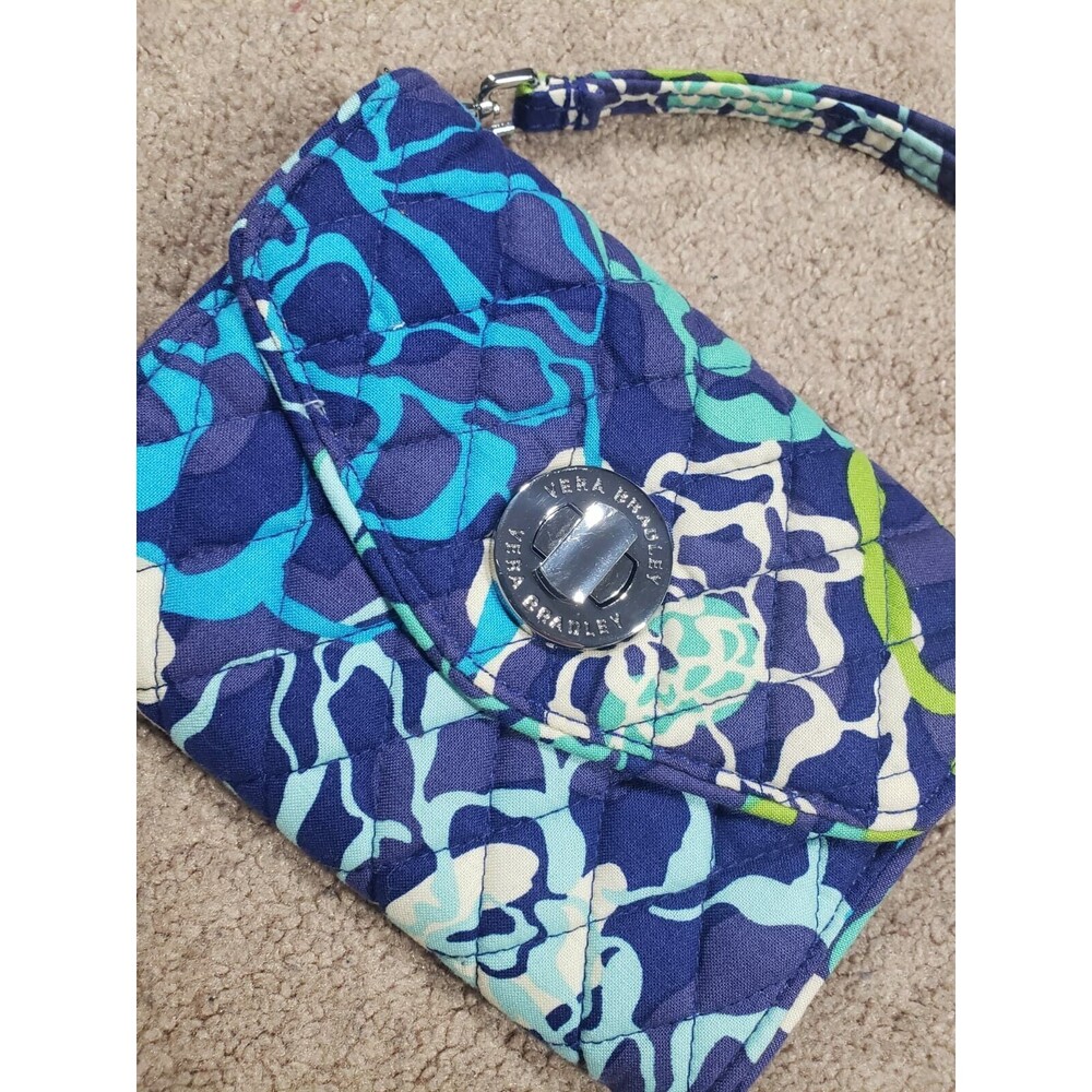 Vera Bradley Twist Turn Lock Wallet Blue/Multi - Picture 3 of 6